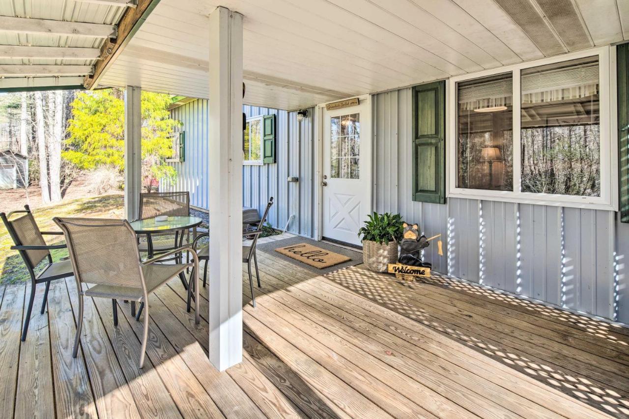 Penrose Home With Covered Deck And Fire Pit! ภายนอก รูปภาพ